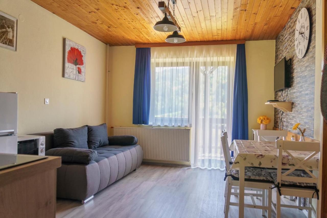 Apartments Zakrasnik Škofja Loka Dış mekan fotoğraf