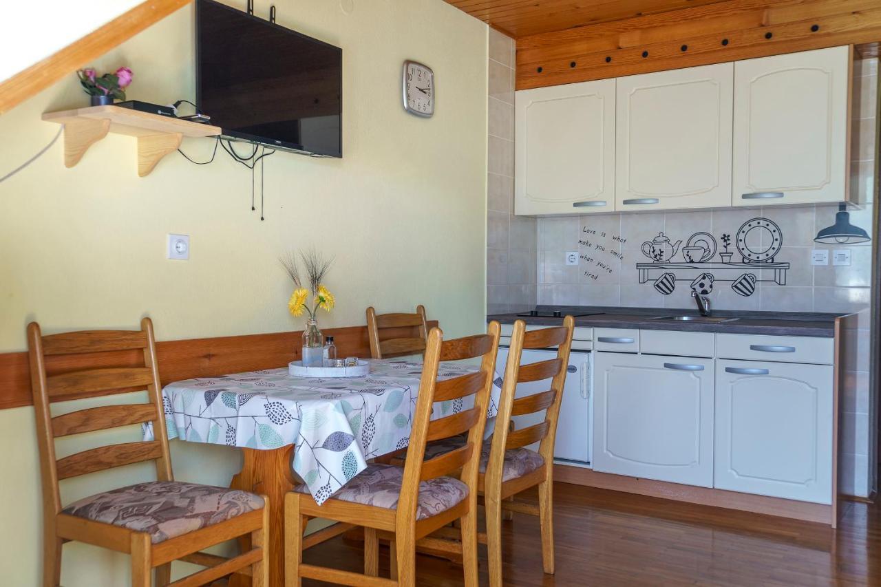 Apartments Zakrasnik Škofja Loka Dış mekan fotoğraf