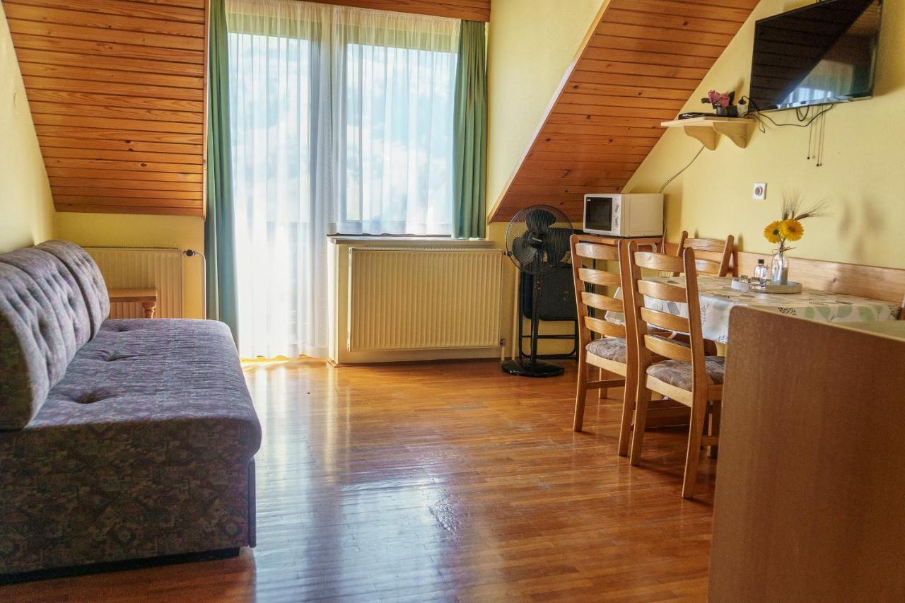 Apartments Zakrasnik Škofja Loka Dış mekan fotoğraf