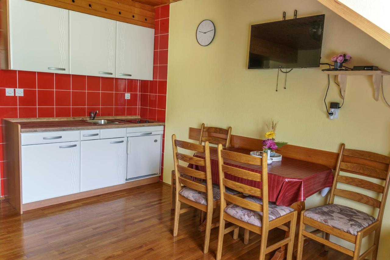 Apartments Zakrasnik Škofja Loka Dış mekan fotoğraf