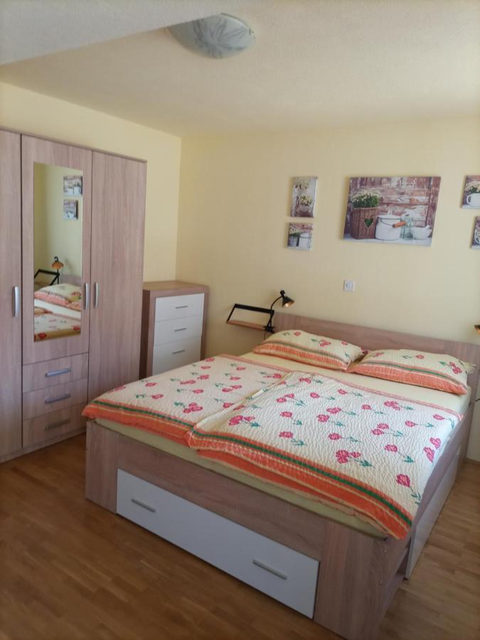 Apartments Zakrasnik Škofja Loka Dış mekan fotoğraf