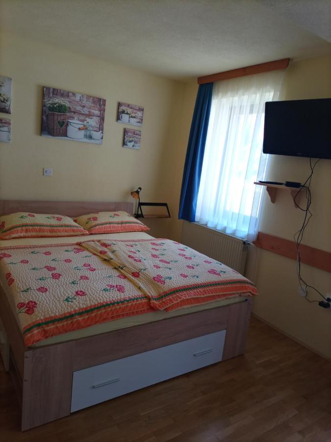 Apartments Zakrasnik Škofja Loka Dış mekan fotoğraf