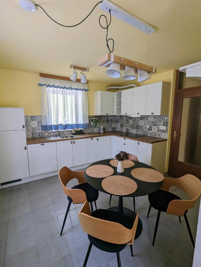 Apartments Zakrasnik Škofja Loka Dış mekan fotoğraf