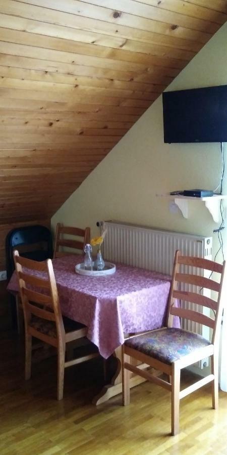 Apartments Zakrasnik Škofja Loka Dış mekan fotoğraf